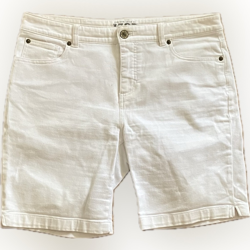 IZOD White Bermuda Shorts Size 10